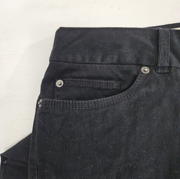 NWT Liz Claiborne Audra black corduroy flare leg pants women's size 14 - Picture 9 of 11